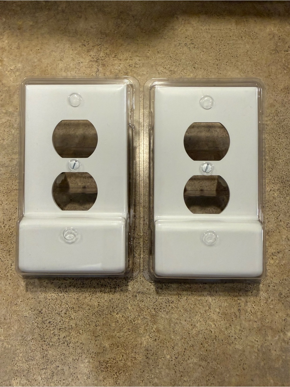Snap Power Outlet Cover With USB Port - Lot of 2 - New In Package